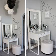 Bedroom Makeup Vanity Foter Small Bedroom Furniture Bedroom Makeup Vanity Home Decor