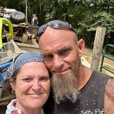 How will a big RV handle parking in wet conditions?