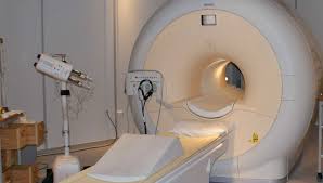 Stwardnienie rozsiane jest schorzeniem powodującym plamkowate zniszczenie mieliny otaczającej nerwy w postaci osłonki rdzennej w wielu miejscach układu nerwowego. Rezonans Magnetyczny Badanie Mri Wylecz To