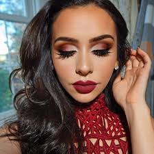 makeup styles for a red dress