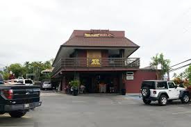 Make reservations at the best restaurants in hawaii. Menu Broke Da Mouth Grindz Cost Of Food And Drinks In Kona Restaurant Big Island Hawaii Travel Blog Flashpacking America