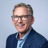 Troy Hawes's Instagram, Twitter & Facebook