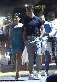 Georgina rodríguez was first spotted alongside cristiano ronaldo in late 2016, when the star footballer was still playing cristiano ronaldo, who had previously dated russian model, irina shayk, for almost five years, parted ways with her in january 2015, nearly two years before dating rodríguez. Cristiano Ronaldo And Georgina Rodriguez Enjoy A Lavish Dinner With Their Pals During Portofino Trip Aktuelle Boulevard Nachrichten Und Fotogalerien Zu Stars Sternchen