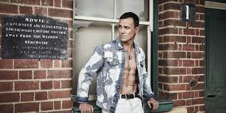 To serve, place fried fish in a tortilla, and top with shredded cabbage, and white sauce. What S In A Meme Backstage With Shannon Noll Australia S Favourite Internet Icon
