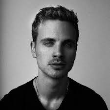 Adi Shibrady's Instagram, Twitter & Facebook