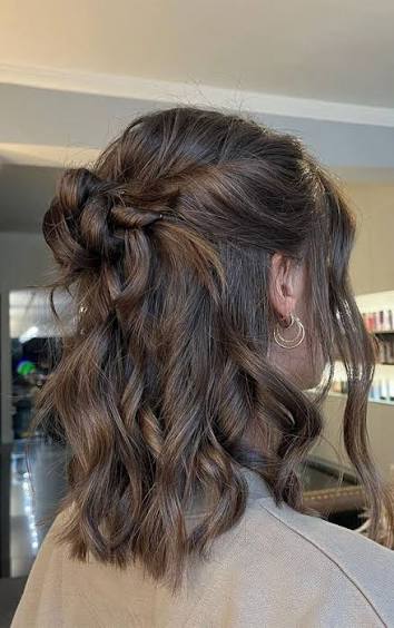 Prom Haircut Style For Medium Straight Hair 45 Half Up Half Down Prom Hairstyles Messy Knot