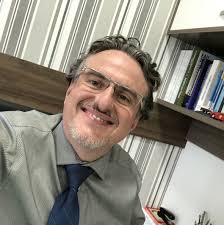 Dr. Daniel Engel da Cunha opiniões