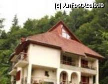 În inima munților din lacu roșu, cheile bicazului. Vila Martin DurÄu Impresii PÄreri RecomandÄri Vila Martin Amfostacolo Amfostacolo