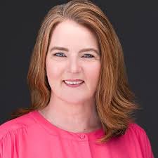 Super Woman Wealth: How to Become Your Own Financial Hero: Regina McCann  Hess: 9798886451627: Amazon.com: Books