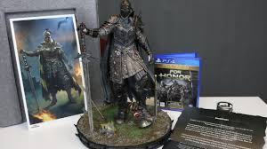Debout sur un pied de hauteur, cette statue très détaillée présente. For Honor Apollyon Collector S Edition Unboxing Youtube