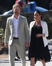 Meghan carried her special little one in a baby carrier by ergobaby. Prince Harry And Meghan Markle S Infant Carrier Revealed As They Prepare To Transport Royal Baby Ok Magazine