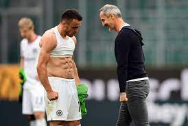 Jun 06, 2021 · adi hütter wird bei seinem neuen klub borussia mönchengladbach wohl nicht mit vielen millionentransfers rechnen dürfen. Adi Hutter Privat Als Spieler Und Familienvater So Lebt Gladbachs Cheftrainer News De