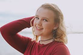 Allison Hackett's wonderful senior session today. — Shot with Canon EOS 80D.