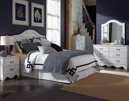 Discount bedroom sets from american freight include headboards, dressers, chests, nightstands, and mirrors. 7 Most Affordable And Adorable American Freight Bedroom Sets