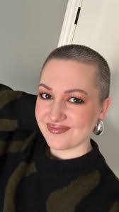 Darryl Gill's Instagram, Twitter & Facebook