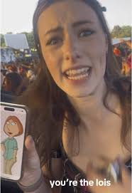 Lois Skeeping with Sirens