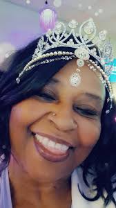 DOES ANYONE HERE ACTUALLY STILL EAT Polish sausage , Sauerkraut and  potatoes 😋😍 The article is in the first comment 💕👇