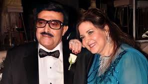 استذكرت الممثلة المصرية دنيا سمير غانم والدها الممثل الراحل سمير غانم في عيد الأب بحسرة وغصة وحزن وذلك بعدما مضيّ شهر فقط على وفاته. Ø±Ø§Ù…ÙŠ Ø±Ø¶ÙˆØ§Ù† ÙŠÙƒØ´Ù Ø¹Ù† Ù…ÙˆØ¹Ø¯ ÙˆÙ…ÙƒØ§Ù† Ø¹Ø²Ø§Ø¡ Ø§Ù„ÙÙ†Ø§Ù†Ø© Ø¯Ù„Ø§Ù„ Ø¹Ø¨Ø¯ Ø§Ù„Ø¹Ø²ÙŠØ² ÙˆÙƒØ§Ù„Ø© Ø§Ù„ÙˆØ·Ù† Ø§Ù„Ø¥Ø®Ø¨Ø§Ø±ÙŠØ©