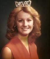 Items · Homecoming Queens · Student Life · Admin