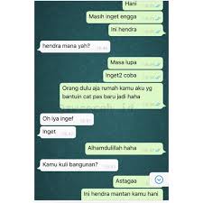 Menguasai seni cara memulai percakapan dengan wanita lewat chat, butuh skill dan strategi yang nggak semua cowok tahu. 10 Chat Lucu Ini Buktikan Kalau Pdkt Sama Cewek Itu Nggak Gampang
