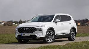 There are few options, only the single engine choice, but there's a lot of tech, a lot of refinement and a. Hyundai Santa Fe Hybrid Test After Facelift Really Thorough Modernization