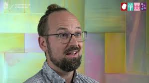 Dr. Malcolm Campbell-Verduyn: 'How can we implement new tech solutions in  sustainable governance?'