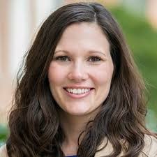 Kim Cripps's Instagram, Twitter & Facebook