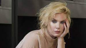 She is an actress, known for enamorarte (2001), taxxi, amores cruzados (2013) and por amarte así (2016). Noticias Esmeralda Mitre Mi Padre Le Escondio Una Cuenta En Suiza A Mi Madre