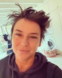 Oh man….. Goodmorning🙏🙏🙏 What a year. 🙏🤍✨✨✨ Keep praying for those  with no voice, keep speaking for the innocents with no choice, keep giving  your love even when you feel you have