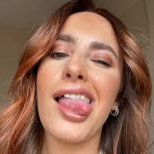 Christie Fletcher's Instagram, Twitter & Facebook