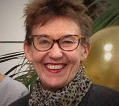 Joanna Waller's Instagram, Twitter & Facebook