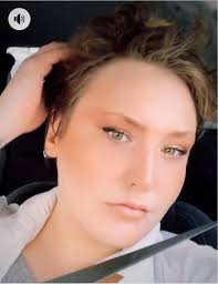 Jen Foster (@heyjennyboo)