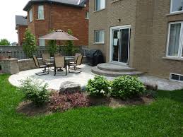 Best Back Garden Patio Ideas Small Yard Design Snapsureco Gardens Apartment Small Patio Small Backyard Landscaping Backyard Patio Designs Small Patio Garden