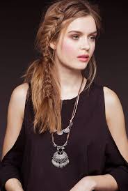 Every girl loves a fashion show, and it's mainly because they can be so inspiring. Side Long Hair Braids Novocom Top