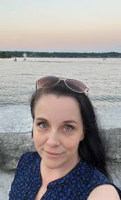 Looking for penpals from around the globe