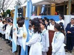 Misky taky significa dulce cantar en quechua, la lengua que se habla con diversas variedades en siete países flavia domínguez, profesora nacional de danzas nativas y folclore, e hija de padre y madre santiagüeños, es parte de la formación coral y le. Himno Nacional Argentino En Guarani Sociedad Venezolana De Arte Internacional