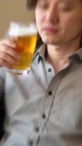 Un esposo ausente no es pareja, es huésped”... #VerdadesQueDuelen  #MujerValiosa #RespetoMutuo #ParejaReal #NoMásHuéspedes #AmorEsCompromiso  #RelacionesConsciente