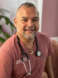 Andrew Binamira's Instagram, Twitter & Facebook