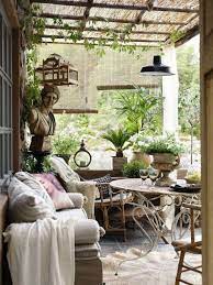 Come Arredare La Veranda In Stile Provenzale Terrazza Arredamento Arredamento Esterno Decorazione In Stile Francese Di Campagna