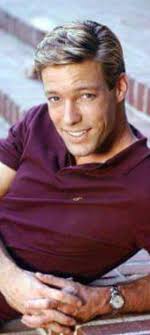 Dr. Kildare premiered in the fall of 1961 Hard to believe it was 60 years  ago. It had a good 5 year run ending in 1966. It made an overnight star of