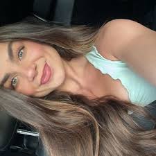 Hannah Kroll (@hannah_kroll)