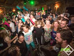 Join rave and you will never watch alone again! What Daybreaker Morning Sober Dance Rave Party Is Like