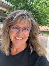 🥰📣These were 2 messages I received yesterday; the common denominator is  that ……women need women groups! Plug in somewhere this year!! Get to know  new folks!! Encourage one another in their businesss/community/dreams!