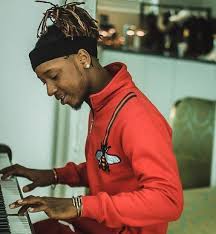 Yung6ix Is Unarguably Cultist And A Member Of The Black Axe Confraternity This Was Confirmed In A Footage Obtained By 47xcl Celebrity Biographies Singer Songs