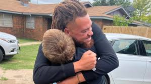 I need some friends. Like, really bad': Couple raises $37K for bullied  neighbor seeking friendship