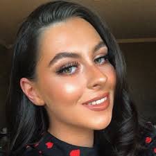 Sarah Mulqueen (@mulqueen_sarah)