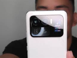 Up to 480hzcorning®gorrila® glass victus™ai displayreading mode 3.0sunlight mode 3.0360° ambient light sensor 2.0displaymate a+sgs eye care display certification sgs seamless pro motion speed. Wujud Xiaomi Mi 11 Ultra Terungkap Punya Layar Kecil Di Belakang