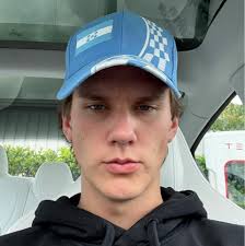 Has anyone bought the ANABEI couch?