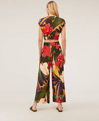 Retrait ganshoren ou envoi bpost/mondial relay. Pantalon Fleur Tropicale Nouveautes Bain Et Beachwear Oysho Beachwear Fashion Skirt Set