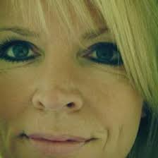 Kris Donovan (kristindonovan)